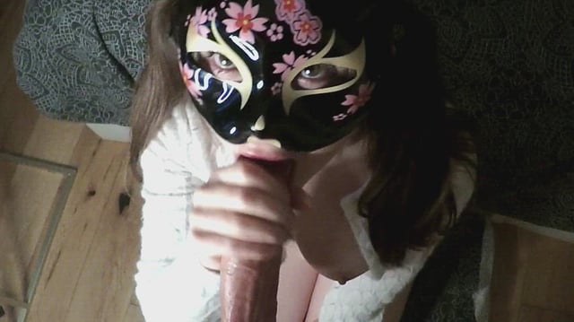 My skillful mouth finishes a big cock